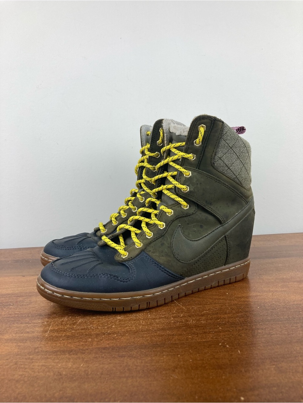 Nike Dunk Sky Hi SneakerBoot Dark Loden Hidden Wedge 616715-300 Women's 7.